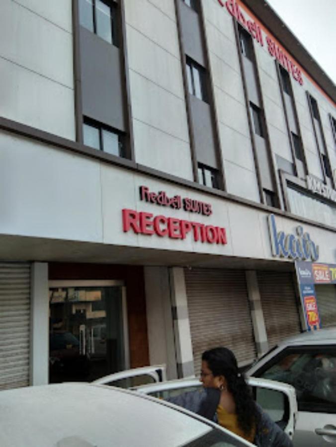 Redbell Suites Malapuram Malappuram Luaran gambar