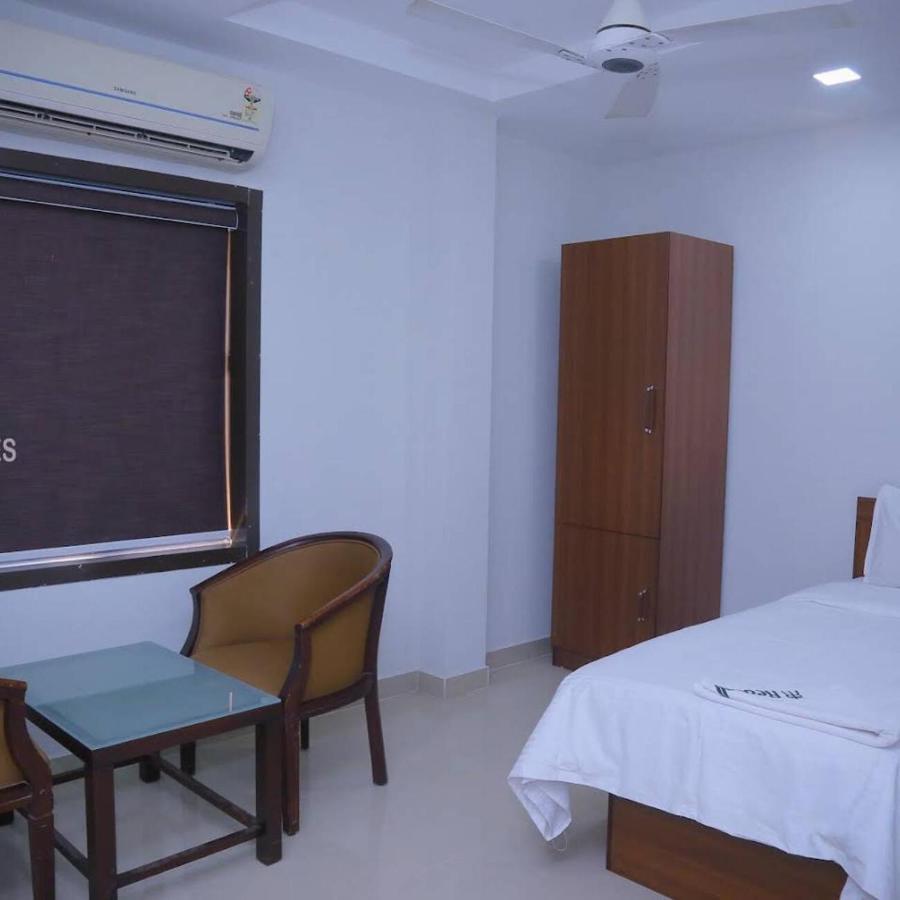 Redbell Suites Malapuram Malappuram Luaran gambar